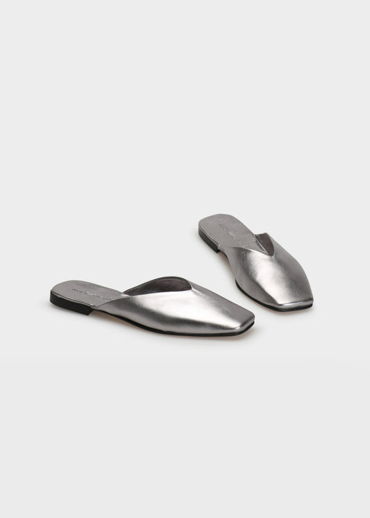 CHLOE 010 ACCIAO BALLERINA IN LAMINATO LEATHER