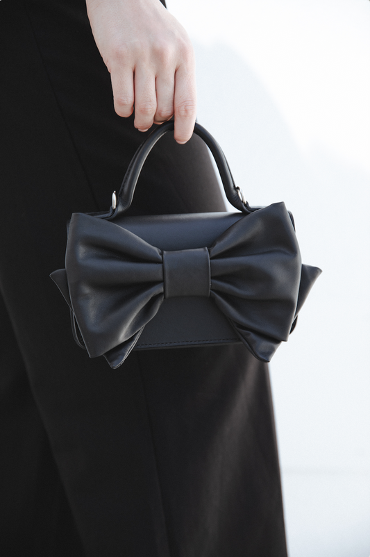 DOLORES BOW CAPRICORNO NERO