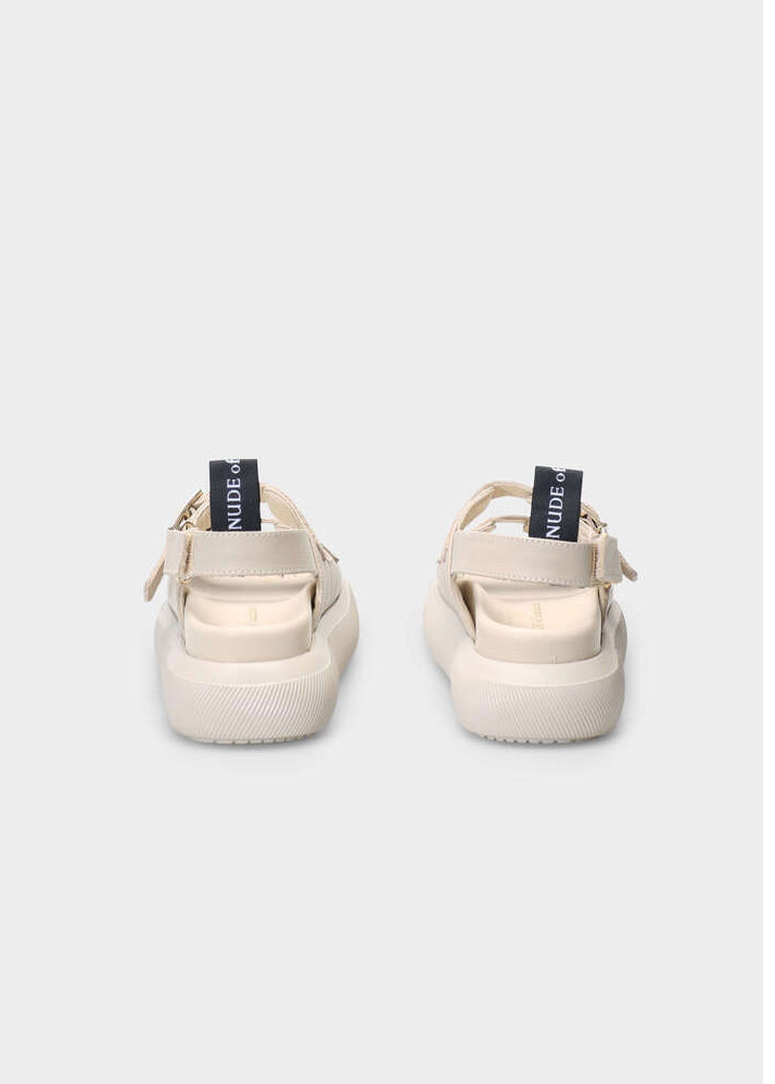 HEDDA 012 LATTE MACCHIATO SANDAL IN CAPRICORNO LEATHER