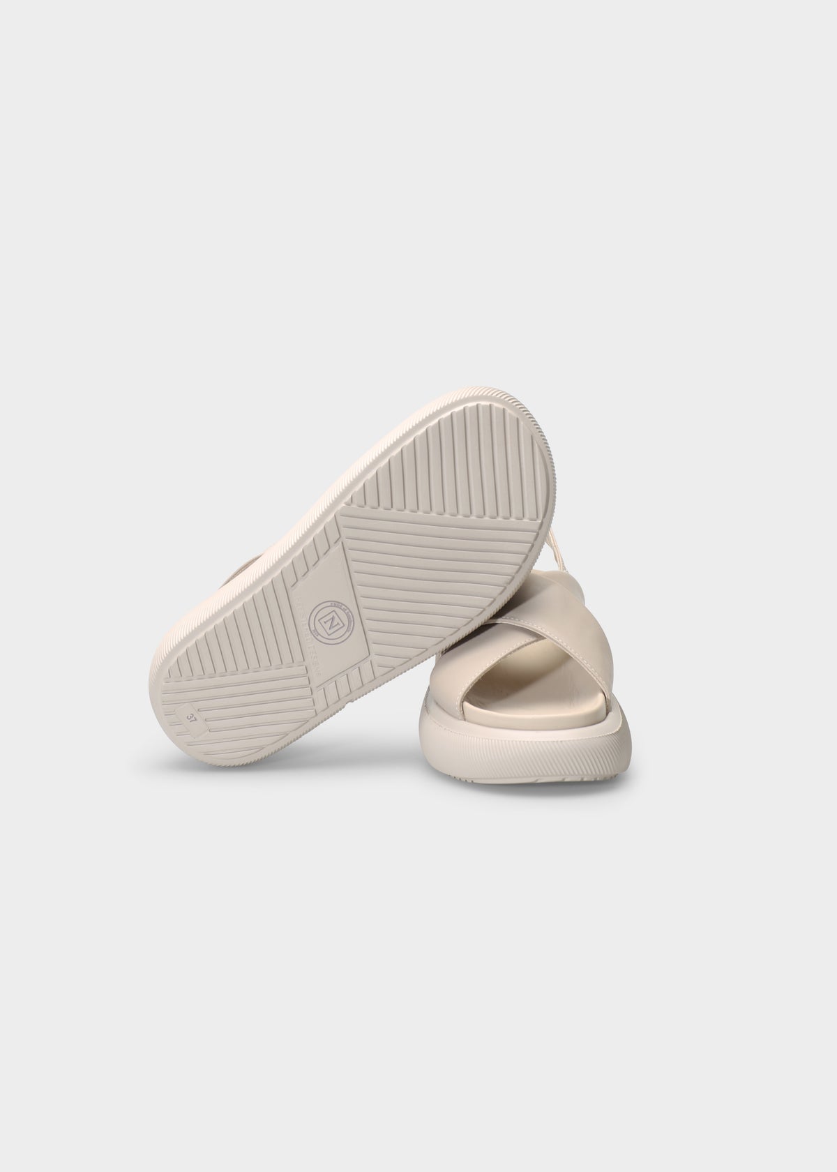 HEDDA 014 LATTE MACCHIATO SANDAL IN CAPRICORNO LEATHER