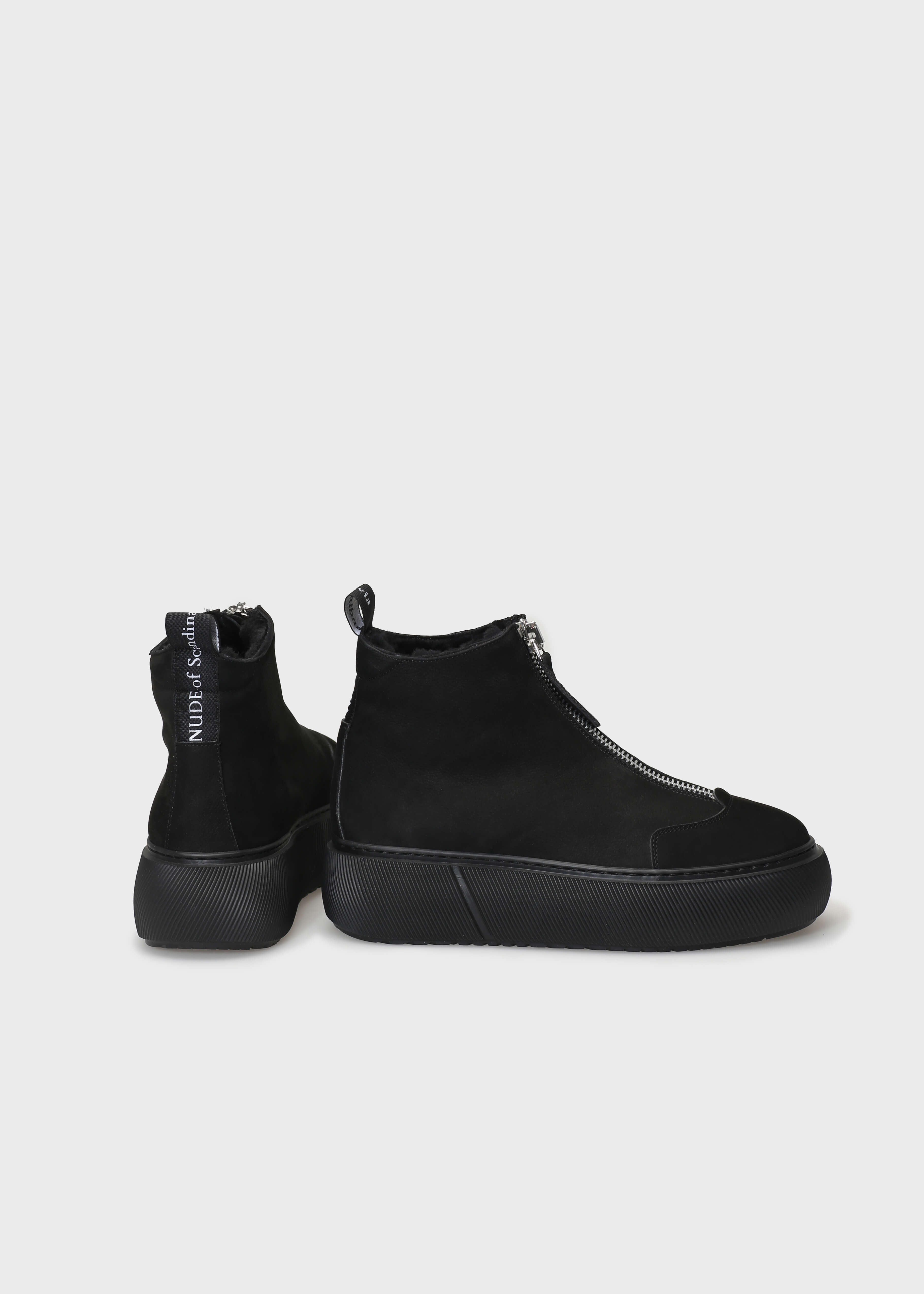 Nero Boots Varna1