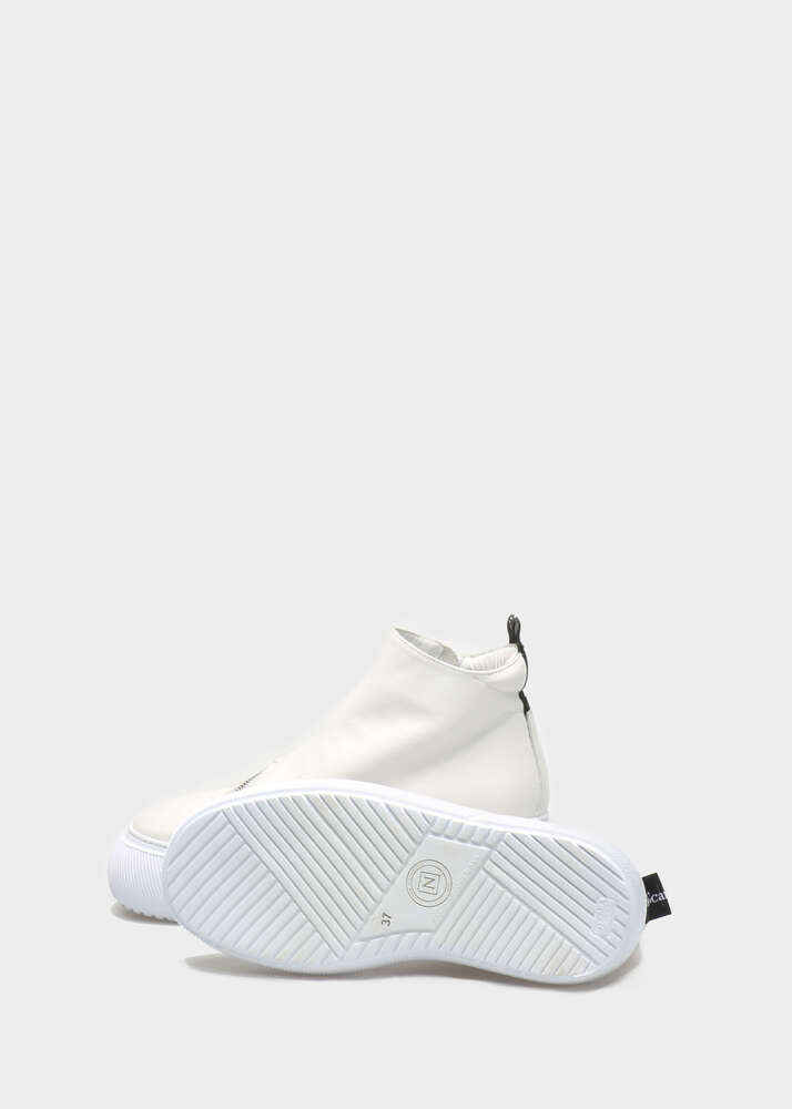 HEDDA 001 CAPRICORNO BIANCO FREDDO