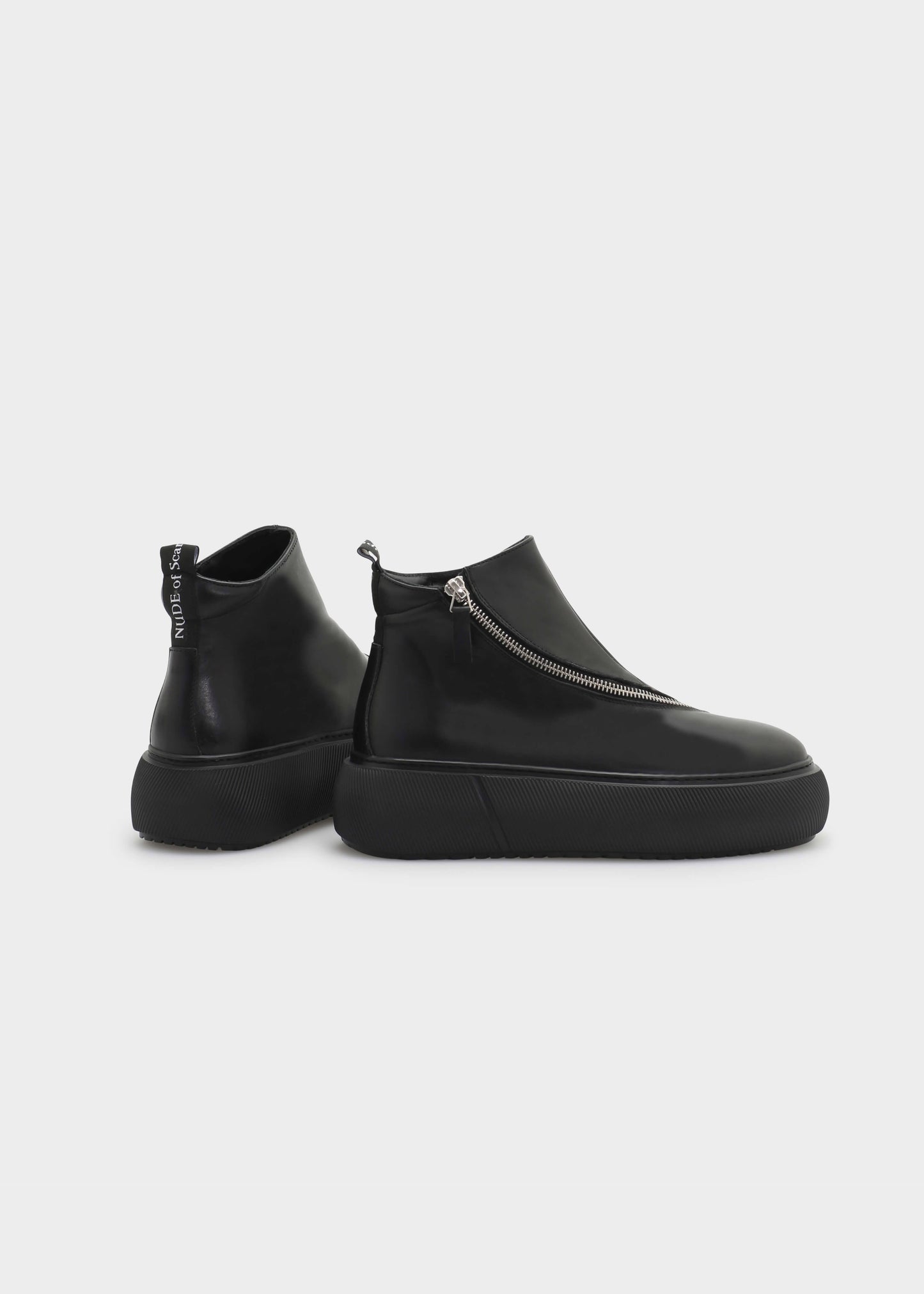 HEDDA 001 NERO SNEAKER IN CAPRICORNO LEATHER
