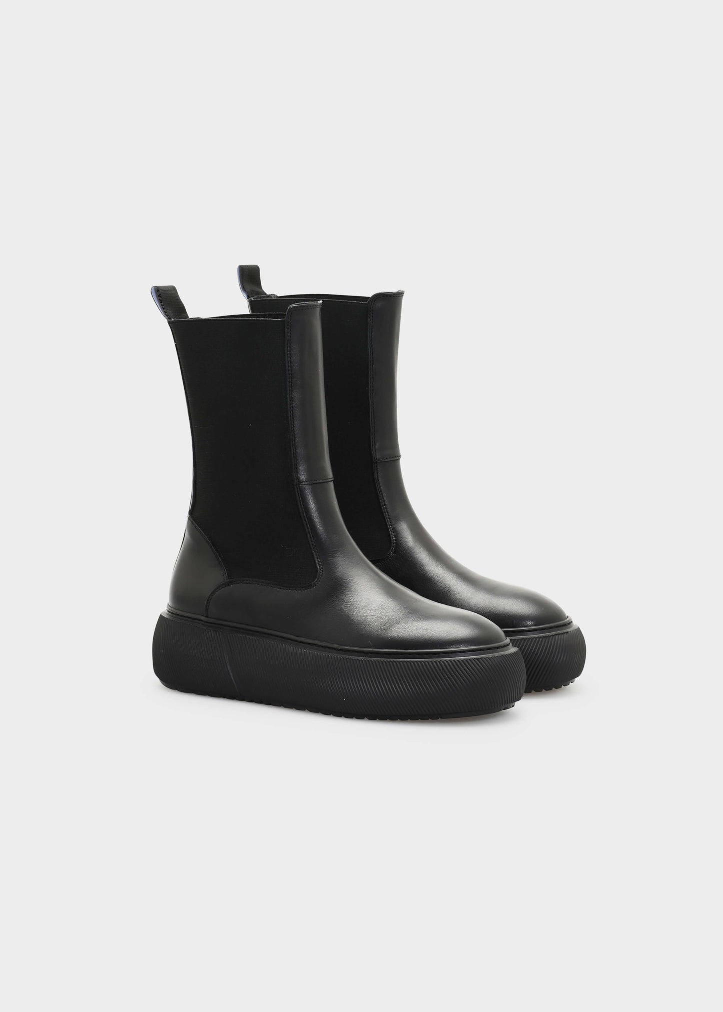 HEDDA 002 NERO BOOTS IN CAPRICORNO LEATHER