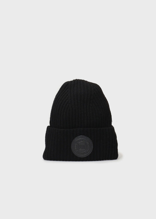 HUVA 002 BLACK BEANIE