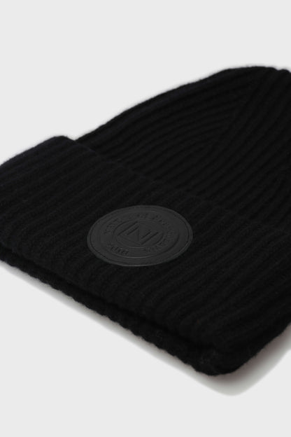 HUVA 002 BLACK BEANIE