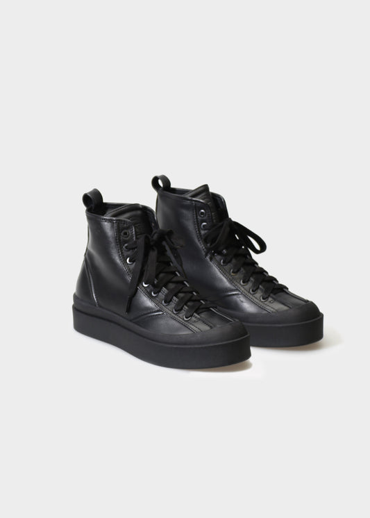 NICKY 002 NERO SNEAKER IN CAPRICORNO LEATHER