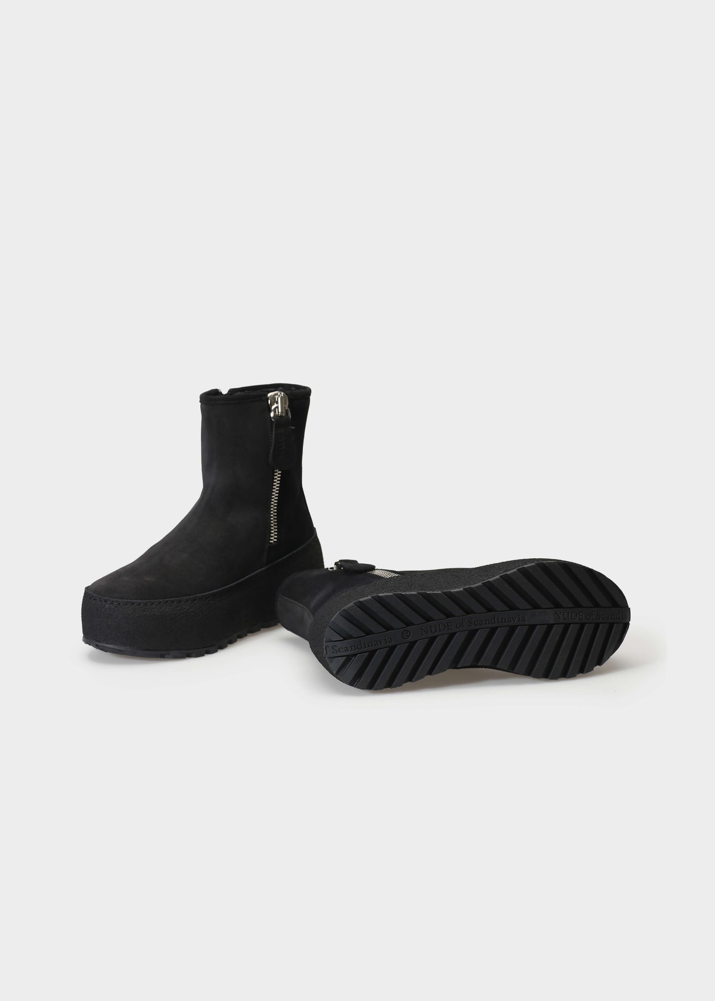 WINTER 002LN NERO BOOT IN VELOUR IDRO LEATHER - NERO SOLE